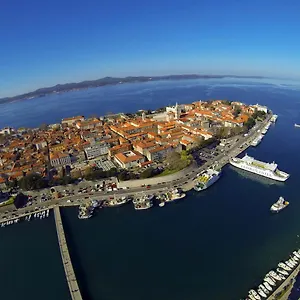 artis-accommodation-zadar.hotelinzadar.com/